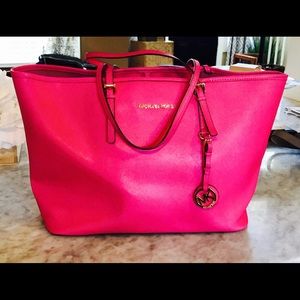Michael Kors hot pink tote